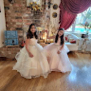 Meet your Posher, Anji